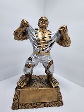 Troféu Victory Monster | Triumphant Beast Award por DECADE AWARDS comprar usado  Enviando para Brazil