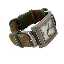 Relógio de pulso feminino Guess face quadrada couro verde e lona pulseira com fivela dupla comprar usado  Enviando para Brazil