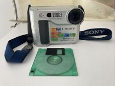 Usado, Cámara digital vintage Sony Mavica MVC-FD75 0,4 MP 10x plateada sin probar segunda mano  Embacar hacia Argentina