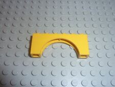Lego yellow arch d'occasion  La Rivière-de-Corps