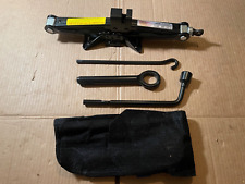 Macaco de pneu 2010-2015 Hyundai Tucson e kit de ferramentas conjunto e estojo fabricante de equipamento original comprar usado  Enviando para Brazil