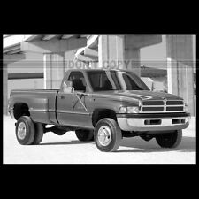 Photo .029206 dodge d'occasion  Martinvast