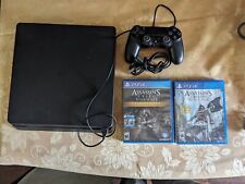 Console Sony PlayStation 4 Slim PS4 1TB pacote Assassin's Creed comprar usado  Enviando para Brazil