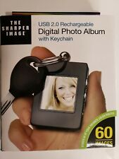 Usado, Álbum de fotos digital The Sharper Image com chaveiro USB 2.0 recarregável  comprar usado  Enviando para Brazil