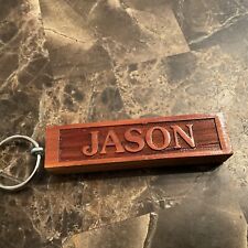 Llavero con letras de madera de cedro JASON -- personalizado segunda mano  Embacar hacia Argentina