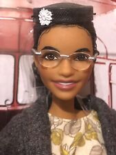 Boneca Barbie Rosa Parks inspiradora feminina ativista dos direitos civis afro-americana comprar usado  Enviando para Brazil
