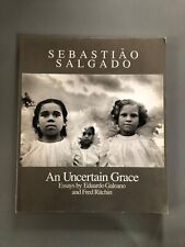 Uma Graça Incerta de Sebastiaõ Salgado - Monografia fotográfica de abertura comprar usado  Enviando para Brazil