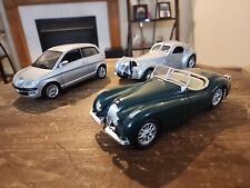 Lote de 3 modelos estrangeiros 1:24.  Lancia, Jaguar, Bugatti, usado comprar usado  Enviando para Brazil