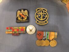 Military badge and d'occasion  Expédié en Belgium