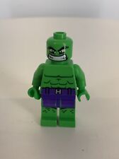 Minifigura Lego Hulk con patas de duende verde segunda mano  Embacar hacia Argentina