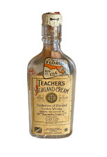 Mini botella de licor de whisky escocés crema de colección década de 1940 Teacher's Highland vacía segunda mano  Embacar hacia Argentina