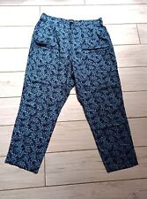 Pantalon bleu marine d'occasion  Six-Fours-les-Plages