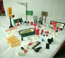 LARGE VINTAGE LOT MODEL RAILROAD SIGNS, LIGHTS, MAIL BOXES, TELE. BOOTHS, MORE for sale  Shipping to South Africa