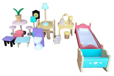 Lote de móveis de madeira para casa de bonecas (cozinha-sala de estar-sala de jantar e muito mais), usado comprar usado  Enviando para Brazil