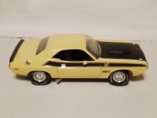 ERTL American Muscle 1970 Dodge Challenger T/A 340 Six Pack amarelo 1:18, usado comprar usado  Enviando para Brazil