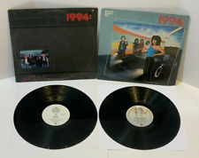 1994: Estreia (1978) & Please Stand By (1979) Lote de LPs de Vinil AOR Hard Rock comprar usado  Enviando para Brazil