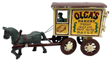 Carrinho de entrega antigo vintage de ferro fundido puxado por cavalo brinquedo de padaria Olgas comprar usado  Enviando para Brazil