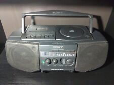 Sony CFD-V10 - CD, Kassette, AM/FM Radio - Tragbarer Ghettoblaster Stereo-Anlage comprar usado  Enviando para Brazil