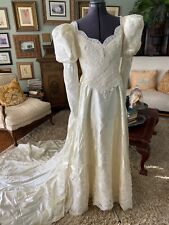 Wedding dress ivory for sale  Elkhorn