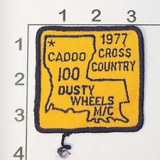 Usado, Parche de motocicleta Caddo 1977 100 ruedas polvorientas M/C Cross Country Louisiana de colección segunda mano  Embacar hacia Argentina