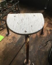 Ancien tabouret traite d'occasion  Doudeville