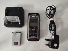 Używany, Nokia E90 Communicator - brązowa mokka ze stacją dokującą na Vodafone - Przetestowana na sprzedaż  Wysyłka do Poland