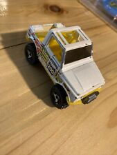 Vintage 1988 Hot Wheels - Jeep amarelo branco fundido em escala 1/64 4x4 Suzuki Samurai Look comprar usado  Enviando para Brazil