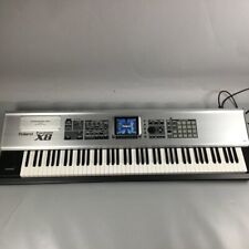 roland fantom x8 d'occasion  Expédié en Belgium