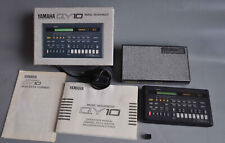 radio. Yamaha Qy10 secuenciador de 8 pistas MIDI estación de trabajo de música portátil sintetizador segunda mano  Embacar hacia Argentina