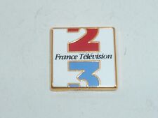 Pin logo 3 d'occasion  Gaillefontaine