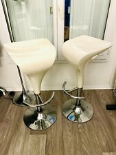 Tabourets swan blancs d'occasion  Bordeaux-