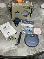 Cargador Sony Walkman D-EJ725 CD Walkman Discman, paquete de baterías, instrucciones, etc. segunda mano  Embacar hacia Mexico