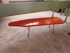 Mini tabla de planchar de metal naranja vintage casa de juegos  segunda mano  Embacar hacia Argentina