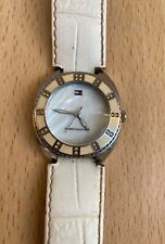 Reloj para mujer Tommy Hilfiger F80224 cuarzo 50M WR 30 mm década 2000, usado segunda mano  Embacar hacia Argentina