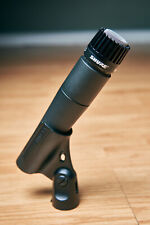 Usado, Instrumento dinâmico cardioide Shure SM57 com clipe de microfone NOVO! comprar usado  Enviando para Brazil