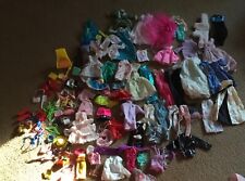 Lote de ropa para muñecas y accesorios tipo Barbie de moda segunda mano  Embacar hacia Mexico