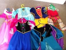 Pacote com 6 vestidos extravagantes para meninas de 5 a 6 anos alguns Disney comprar usado  Enviando para Brazil