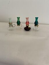 Botellas de perfume vintage para lámpara de aceite en miniatura - conjunto de cuatro.  Fondo de botella de vidrio segunda mano  Embacar hacia Argentina