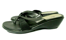 Usado, Sandálias tanga BASS feminina tamanho 7 M couro preto alça dupla salto cunha comprar usado  Enviando para Brazil