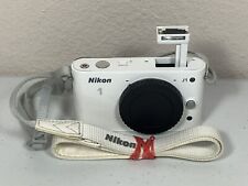 Cámara digital Nikon 1 J1 10,1 MP - blanca (solo cuerpo) (¡FUNCIONA CON UN PROBLEMA!), usado segunda mano  Embacar hacia Argentina