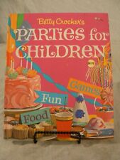 Betty Crocker's ~ Fiestas para niños ~ Tapa dura ~ 1964 ~ Juegos divertidos con comida ~ En muy buen estado segunda mano  Embacar hacia Argentina