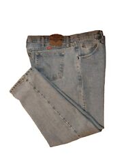 Wrangler jeans relaxed for sale  Elyria