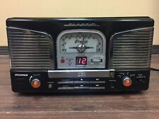 Sylvania Retro Themed Turntable Record Player with CD Player and Radio SRCD824 for sale  Canada
