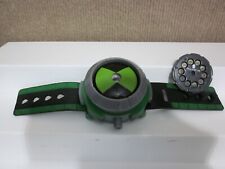 Ben 10 Ultimate Omnitrix Reloj Proyector Bandai 2008 Iluminación Electrónica PROBADO segunda mano  Embacar hacia Argentina