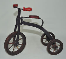 Usado, Boneca pequena vintage de metal e madeira triciclo 8" decoração fazenda rústica comprar usado  Enviando para Brazil