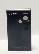 Usado, Receptor de radio FM de bolsillo azul Sony ICF-E10W  segunda mano  Embacar hacia Argentina