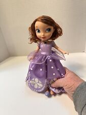 Sofía la Primera Muñeca Disney Vestido Púrpura Princesa 13" Falta 1 Zapato segunda mano  Embacar hacia Argentina