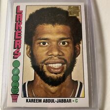 2001-02 Topps Reprints Kareem Abdul-Jabbar (1976-77 Topps) #8 Corte segunda mano  Embacar hacia Argentina