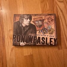 The Noble Collection Harry Potter Memorabilia: Ron Weasley Film Artefact Box, usado comprar usado  Enviando para Brazil