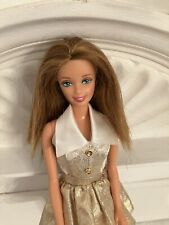 Barbie goldkleid hellbraune gebraucht kaufen  Neu-Isenburg